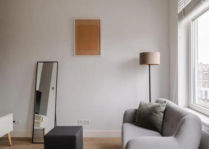 Διαμέρισμα Cosy In West *